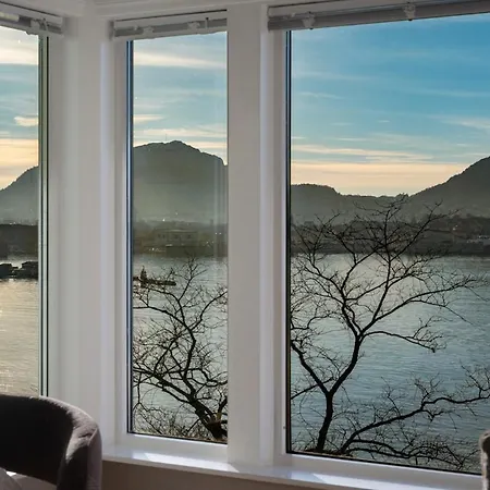 Exclusive Overlooking The Fjord Apartamento *